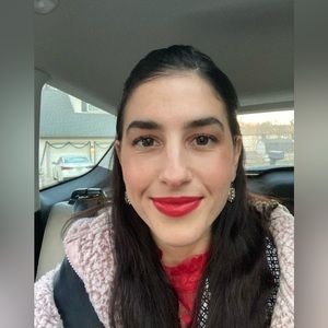 Meet your Posher, Gabrielle